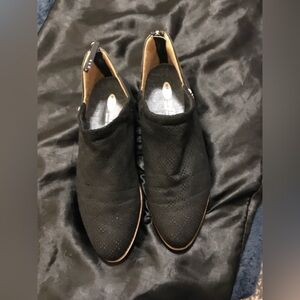 Black Perforated Women’s Shoes